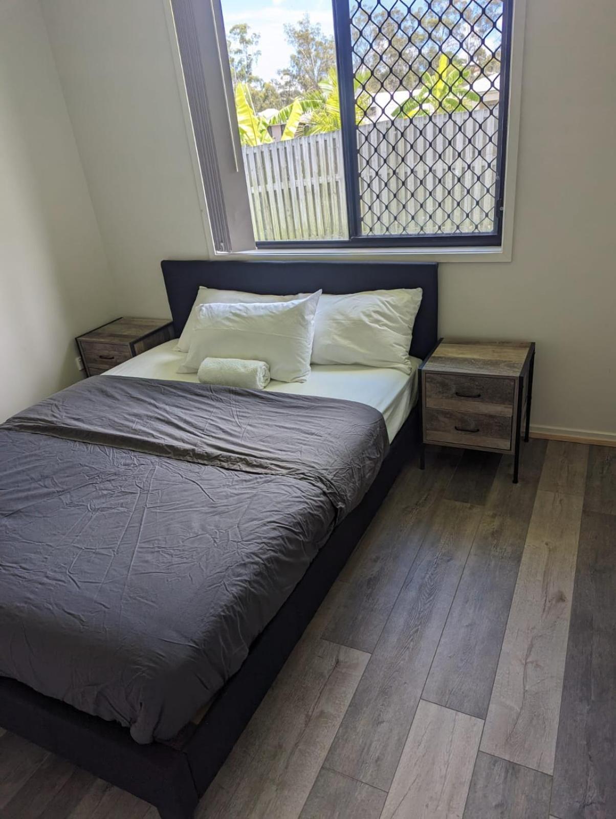 Christa's 4bedroom Entire Private House * Gladstone
